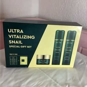 DewyTree Ultra Vitalizing Snail Special 3Type Set-Water,Emulsion,Cream,Mask Pack